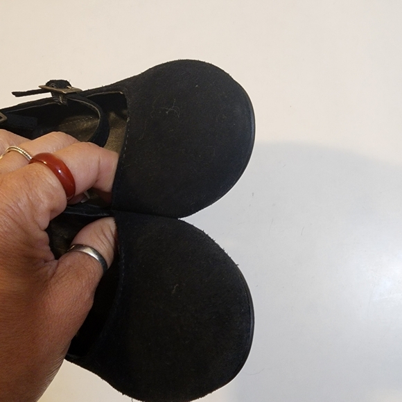 Steve Madden Hedley Black Suede Block Heels with Embroide Red Roses 7.5 - Picture 12 of 15